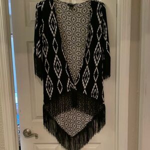 Chic Black and White Fringe Cardigan ..wear w dress pant or jeans ..